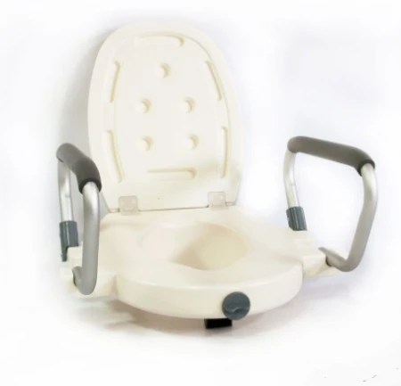 Насадка на унитаз с откидными ручками SC717