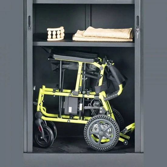 Суперлегкая электроколяска MET Compact 15 с пультом ДУ для сопровождающих лиц