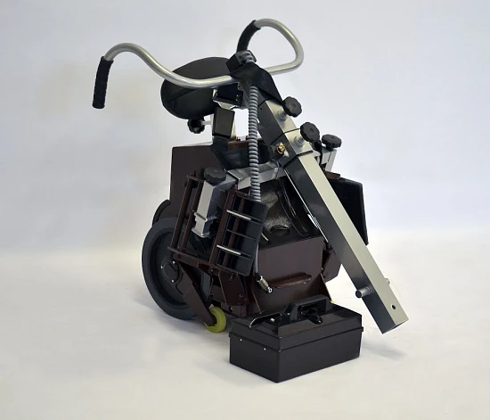 Подъёмник лестничный универсальный мобильный ПУМА-УНИ-130