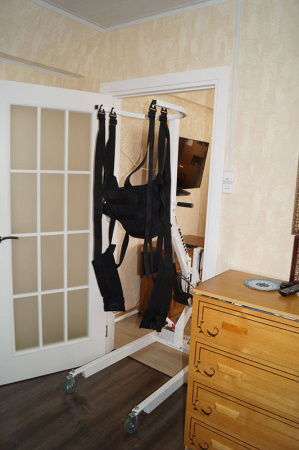 Вертикализатор с электроприводом для взрослых инвалидов МИНИК Вертикализатор с электроприводом для взрослых инвалидов МИНИК