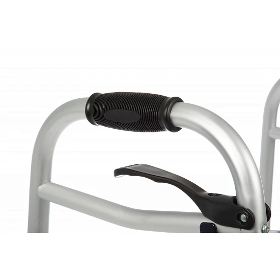 Ходунки двухколесные взрослые с ручками для складывания Ortonica Xr 205