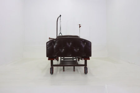 Кровать механическая с туалетным устройством и функцией «кардиокресло» Med-Mos YG-6 (MM-2124Н-11)