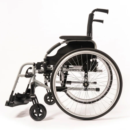 Инвалидное кресло-коляска Invacare Action 2ng