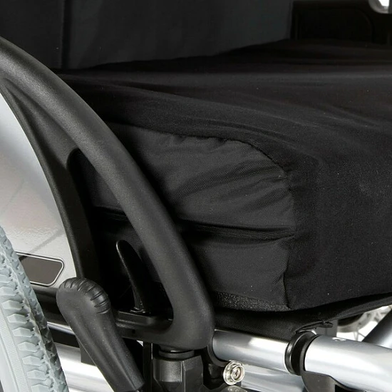 Инвалидная кресло-коляска для полных Otto Bock Авангард XXL