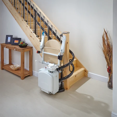 Кресельный подъемник МИНИВАТОР 2000