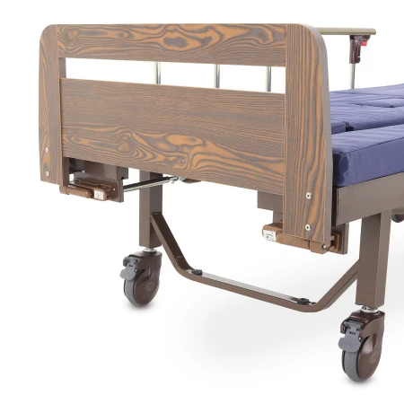 Кровать механическая Med-Mos YG-6 (ММ-2624Н-06/2124Н-04) ЛДСП с туалетным устройством и судном с крышкой, функцией «кардиокресло», в комплекте с матрасом