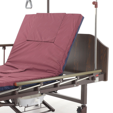 Кровать механическая Med-Mos YG-6 (MM-2124Н-00) с туалетным устройством и функцией «кардиокресло»
