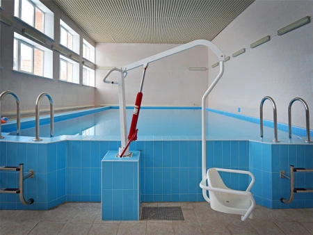 Подъемник для бассейна Енисей ИПБ-170Г (с гидравлическим приводом)