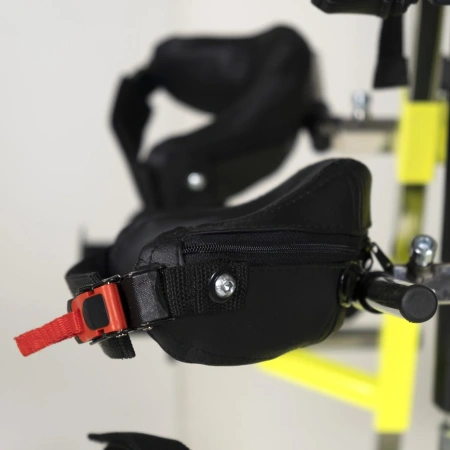 Переднеопорный вертикализатор с разведением ног RT RTX18 размер 1