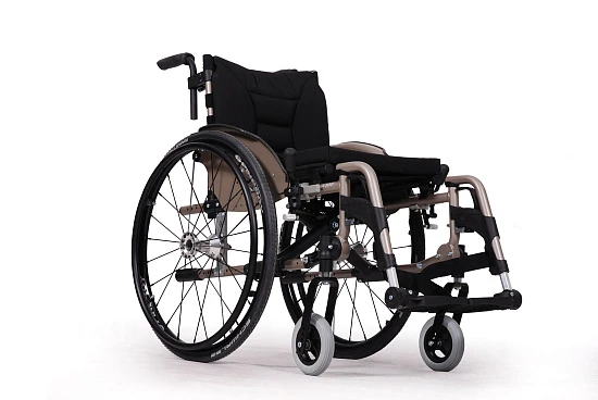 Инвалидная кресло-коляска Vermeiren Active V300