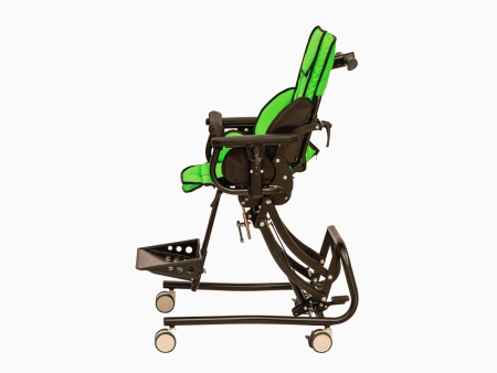 Кресло-коляска с ручным приводом для детей инвалидов комнатная «Лира большая»
