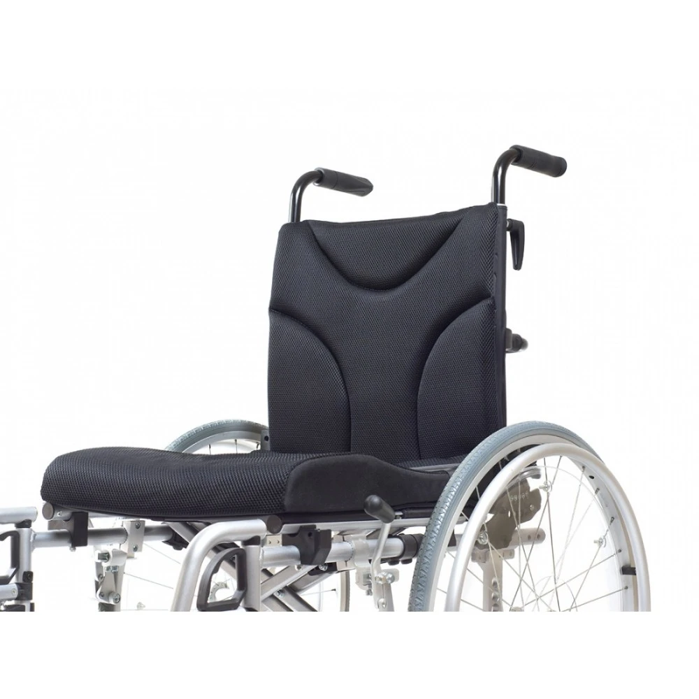 Инвалидное кресло со складной рамой Ortonica Recline 500