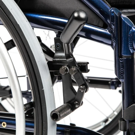 Инвалидная коляска Ortonica Desk 4000