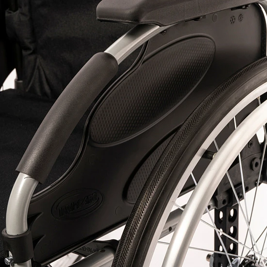 Инвалидное кресло-коляска Invacare Action 2ng
