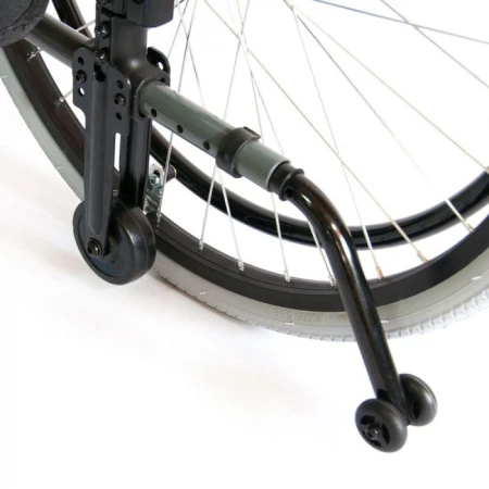 Инвалидное кресло-коляска алюминиевая Мега-Оптим Fs 957 Lq