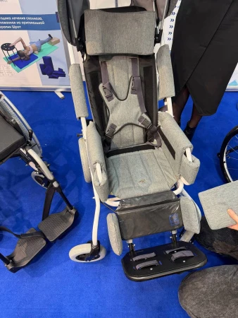 Инвалидная коляска для детей-подростков ЦСЕ 31.100 РЭ