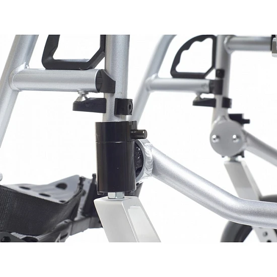 Инвалидное кресло со складной рамой Ortonica Recline 500