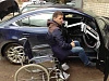 Автомобильный подъемник для инвалидов. Крепление на петли
