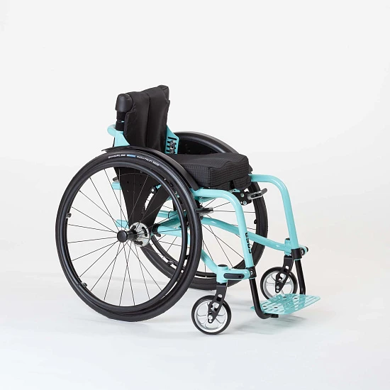 Инвалидное кресло-коляска активного типа для детей и подростков HOGGI CESA