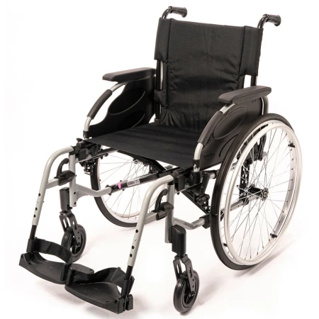 Инвалидное кресло-коляска Invacare Action 2ng