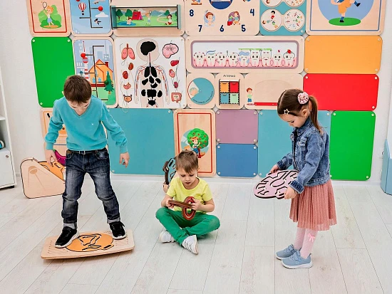 Набор комплектов из 4-х ручных балансиров и 2-х платформ для детей «Балу» АЛМА