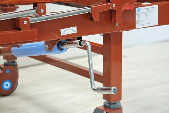 Кровать механическая с боковым переворачиванием, туалетным устройством и функцией «кардиокресло» Med-Mos YG-5 (ММ-5124Н-01)