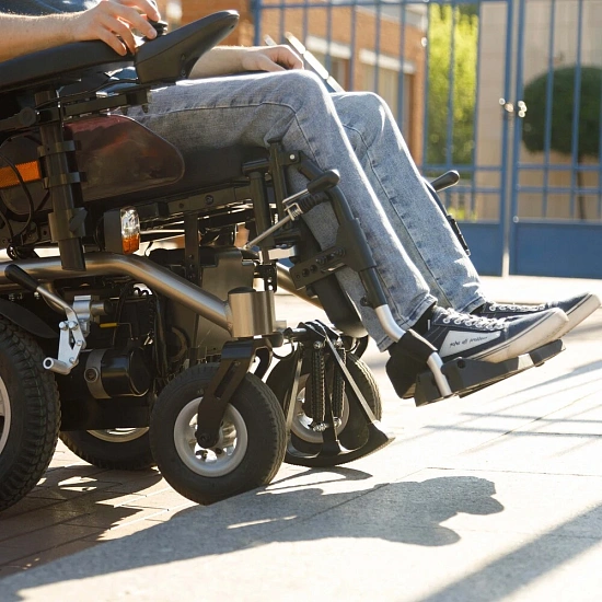 Коляска инвалидная с электроприводом Ortonica Pulse 270