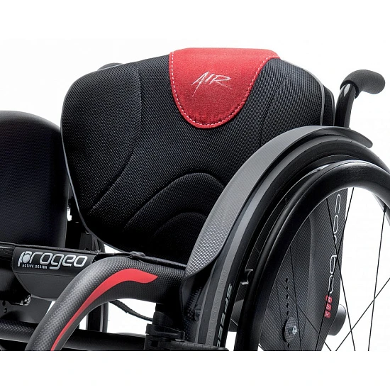 Кресло-коляска с ручным приводом активного типа Progeo Carbomax