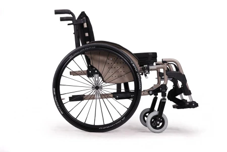 Инвалидная кресло-коляска Vermeiren Active V300