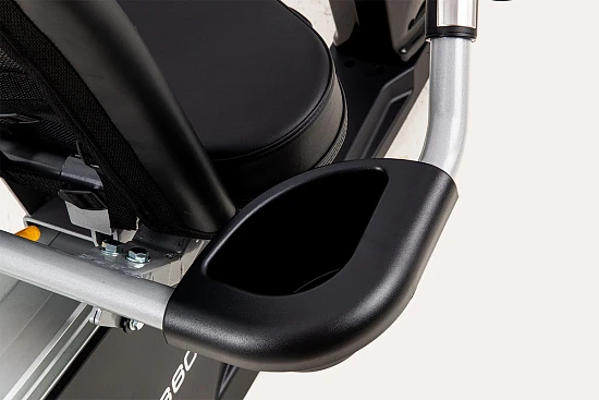 Реабилитационный горизонтальный велотренажер SPIRIT LR660