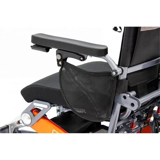 Кресло-коляска складная с электроприводом MET COMPACT PLUS