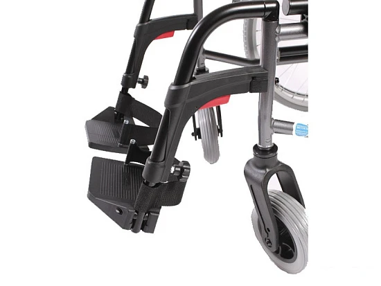 Кресло-коляска инвалидная с принадлежностями, вариант исполнения LY-250 Caneo B