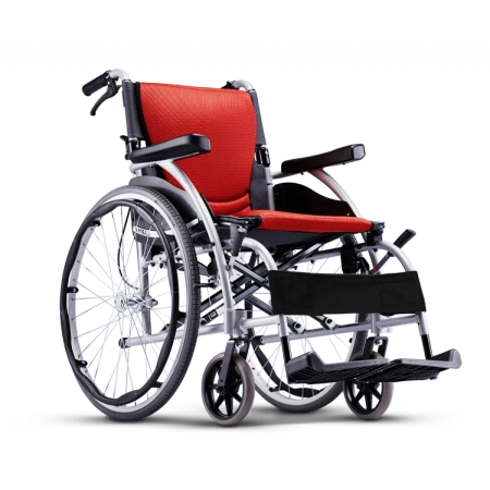 Кресло-коляска с ручным приводом Karma Ergo 105