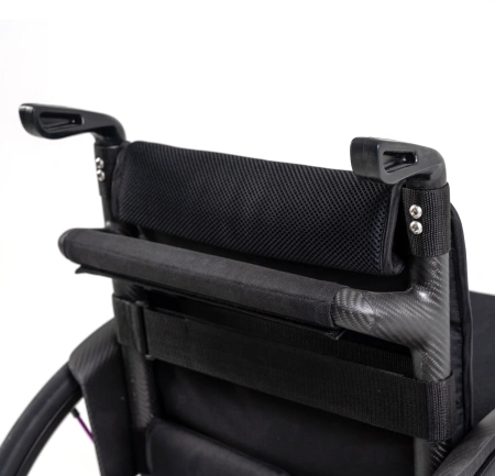 Инвалидная кресло-коляска активного типа iCross Active