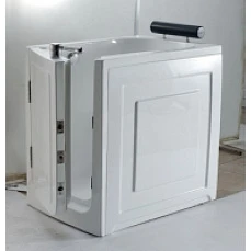 Ванна для людей с частичной утратой опорно-двигательных функции WOMA Q376