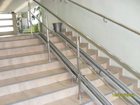 Пандус телескопический 2-х секционный (215 см) LY-6105-2-215