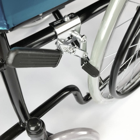 Кресло-коляска инвалидная с принадлежностями, вариант исполнения LY-250-100