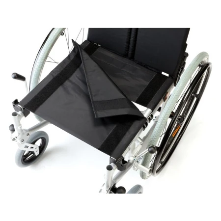 Инвалидная кресло-коляска Pyro Start Plus LY-170-1331