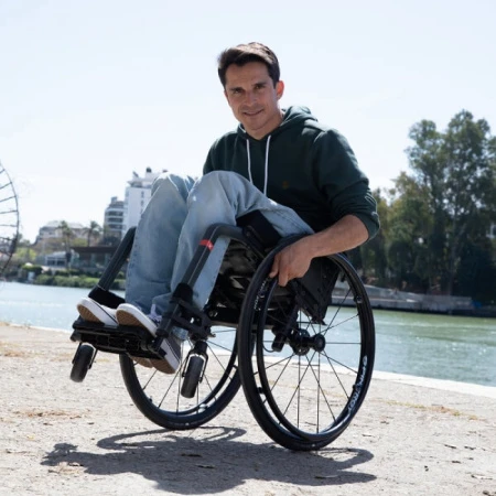 Кресло-коляска активная Симс-2 Kuschall Champion