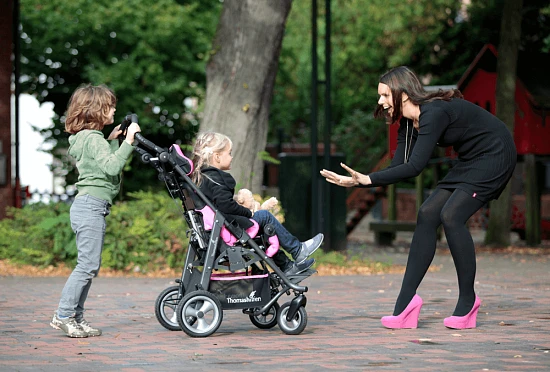 Детская инвалидная кресло-коляска Thomashilfen Tride