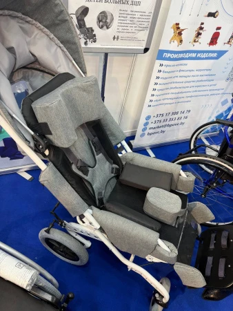 Инвалидная коляска для детей-подростков ЦСЕ 31.100 РЭ