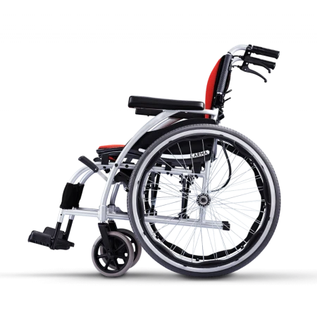 Кресло-коляска с ручным приводом Karma Ergo 105