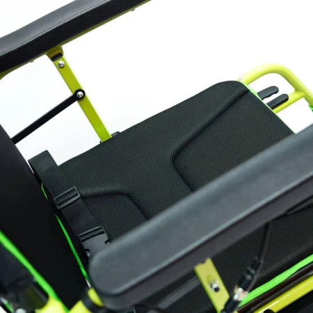 Суперлегкая электроколяска MET Compact 15 с пультом ДУ для сопровождающих лиц