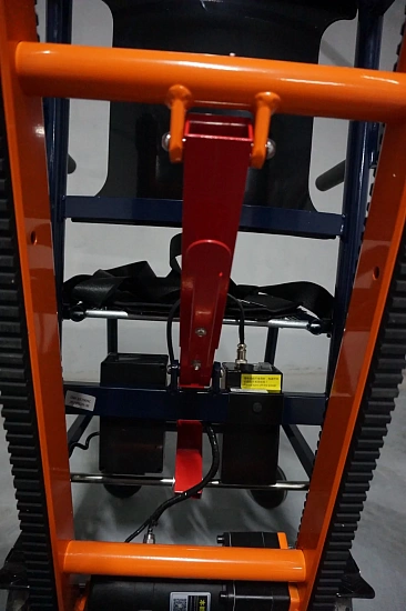 Гусеничный электроподъемник облегченный