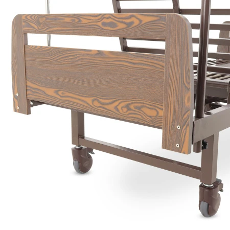 Кровать механическая Med-Mos YG-6 (ММ-2624Н-06/2124Н-04) ЛДСП с туалетным устройством и судном с крышкой, функцией «кардиокресло», в комплекте с матрасом