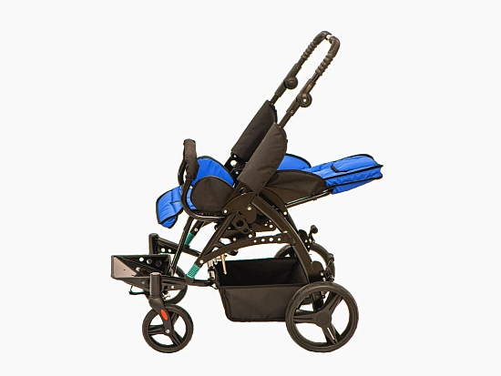 Кресло-коляска с ручным приводом для детей-инвалидов прогулочная «Вега малая»
