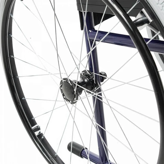 Кресло-коляска с фиксированными подлокотниками и подножками Barry B2 U (1618с0102spu)