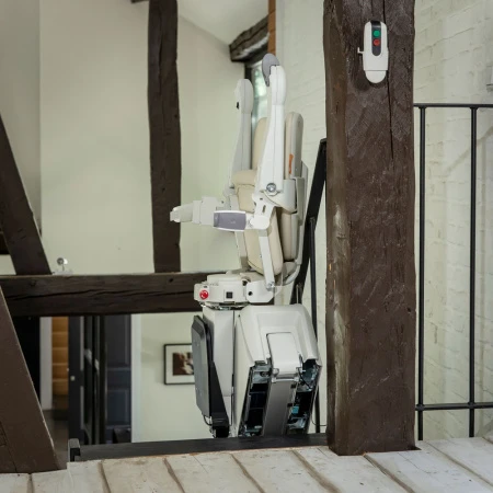 Подъемник для инвалидов HANDICARE 1100