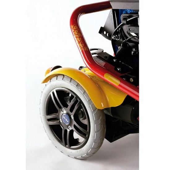 Детская кресло-коляска с электроприводом Otto Bock Skippy