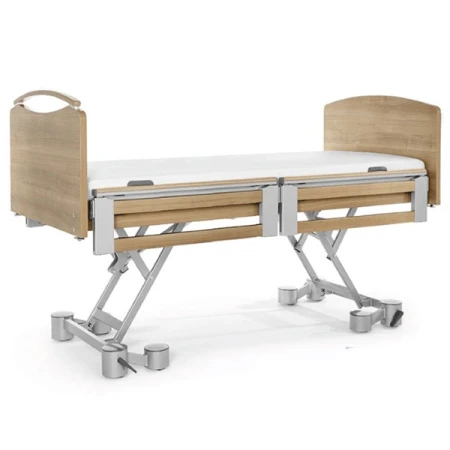 Кровать медицинская электрическая функциональная деревянная с матрасом Stiegelmeyer LIBRA